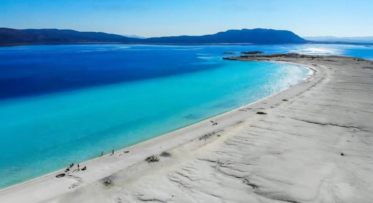 Türkiye'nin Maldivleri Salda Gölü Pamukkale Çeşme Alaçatı Turu