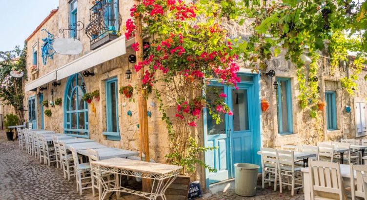 Kuşadası Çeşme Ayvalık Turu