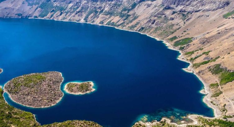 Güneyden Kuzeye Doğu Ekspresi Turu İle Diyarbakır Tatvan Van Nahçıvan Kars Erzurum Turu (Tren Gidiş Uçak Dönüş) Ana Sayfa / Yurt İçi Turlar / Güneyden Kuzeye Doğu Ekspresi Turu İle Diyarbakır Tatvan