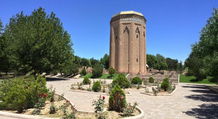 Uçaklı Kafkas Üçgeni Doğu Ekspresi Van Nahçıvan Kars Turu