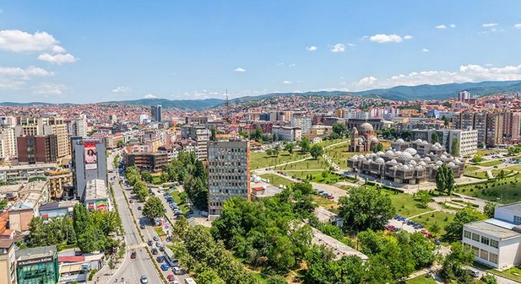 Balkan Güzelleri Ajet Havayolları ile Kosova Makedonya Turu