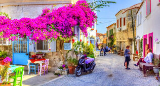 Bozcaada Ayvalık Çeşme Kuşadası Pamukkale Salda Gölü Turu (2 Gece Otel Konaklamalı)