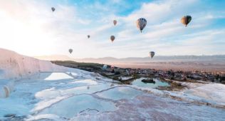 Lavanta Tarlaları Salda Gölü Pamukkale Çeşme Alaçatı Turu